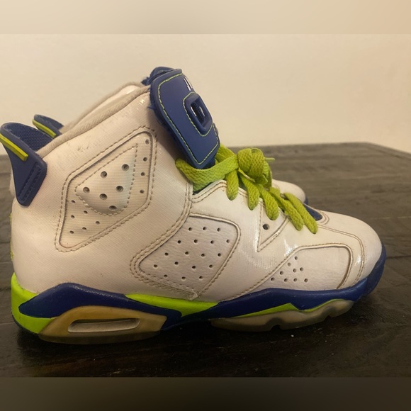 Jordan 6 blue green Seahawks colors size 4y used - Picture 4 of 7